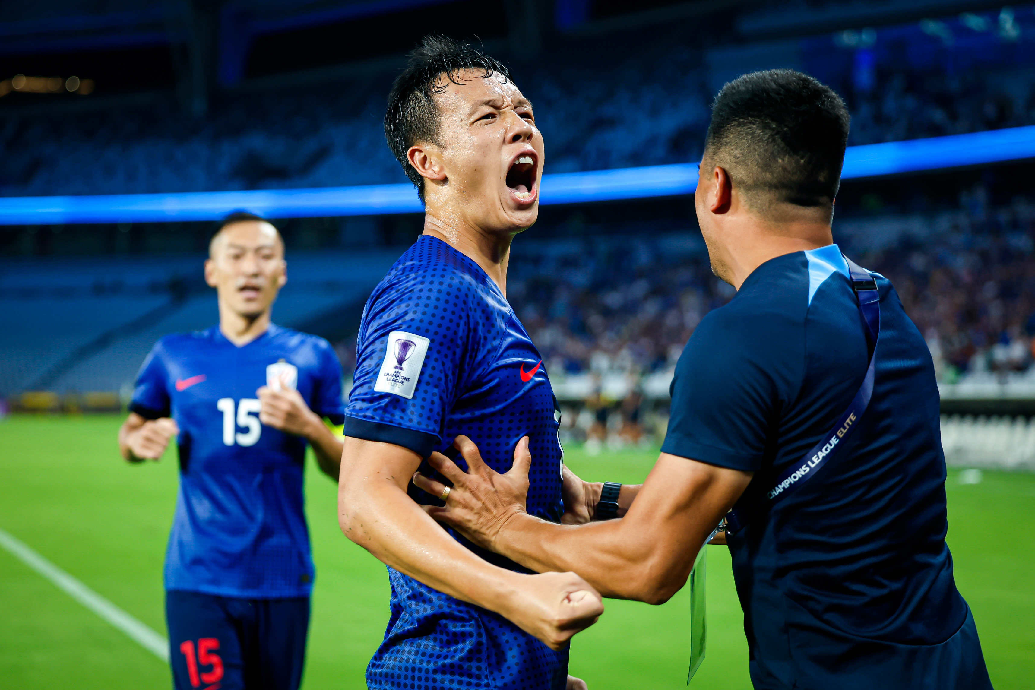 包含安道尔球队惨败，亚冠联赛激情澎湃的词条